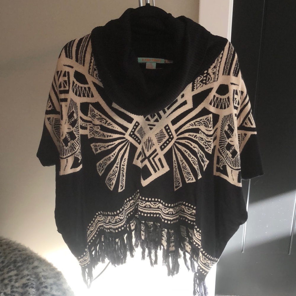 Black and Tan poncho by Flying Tomato. Size S/M